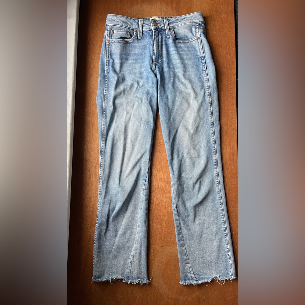 Alice + Olivia AOLA Light Kick Flare Cropped Jeans